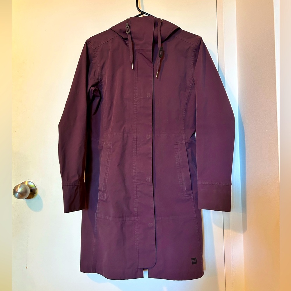 ☔️ Mountain Equipment Coop Rain Jacket, size XS 💜